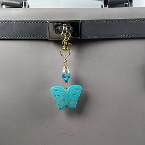 Stunning blue butterfly 🦋 & bead purse charm.